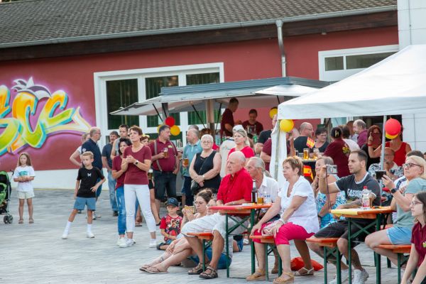 sommerfest-2024-14147BBFE81-E0AF-5BA5-BEA9-4CC59978FE5E.jpg