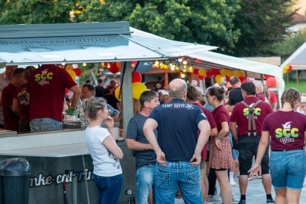 sommerfest-2024-1570560C951-3FDE-1800-0398-CCF84A21389C.jpg