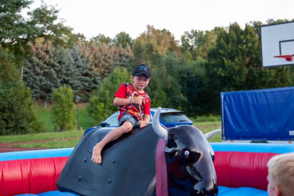 sommerfest-2024-16039B922ED-D219-7F1D-11C8-908A7D3B4766.jpg