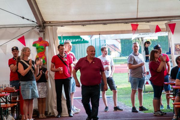 sommerfest25sa-18894FD9541-D4D9-E307-9B6A-C41929C14D4C.jpg