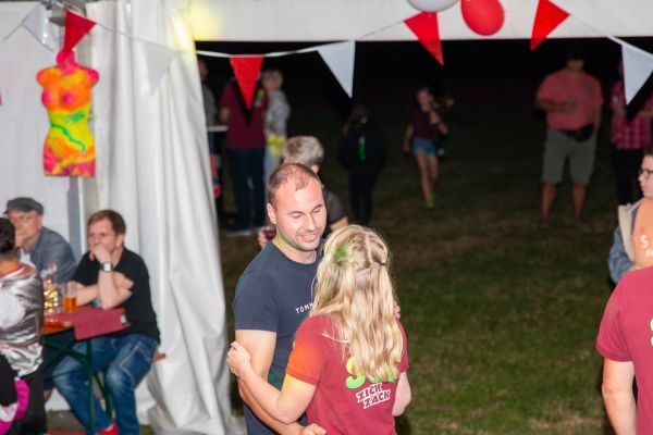 sommerfest25sa-3939E47EF2D-02CA-C095-85C1-577FB91D2E26.jpg