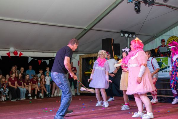 sommerfest25sa-53980155507-EA88-4909-01E1-AF4CF0F50C9D.jpg