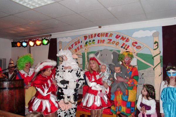 kinderfasching-2012-181E483333F-38EB-C76E-95BA-47508D70C55F.jpg