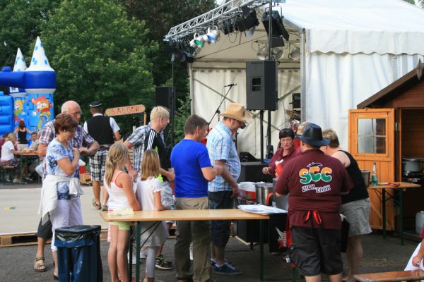 sommerfest-2012-181A035F4D8-6FA6-FC98-C659-087848745906.jpg