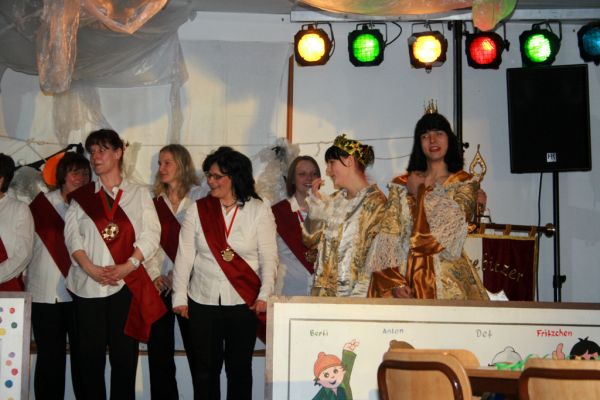 weiberfasching-2012-110E0CDC6B6-1719-9CFD-859C-D378261B7553.jpg