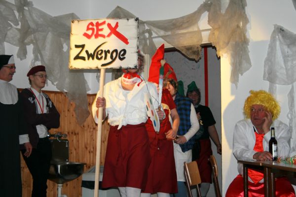 weiberfasching-2012-1520A1B9469-389B-EA6F-4E52-2C901948CE9E.jpg
