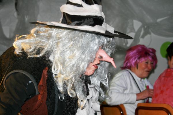 weiberfasching-2012-186CE666A4B-38AD-D3E5-A616-008093C1610D.jpg