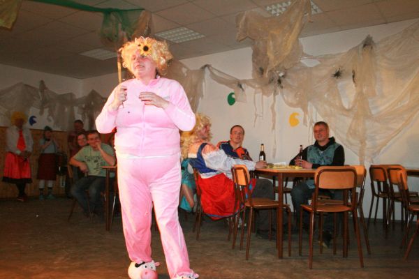 weiberfasching-2012-2034375A1AF-2DD5-F3FF-477A-0956760D468C.jpg