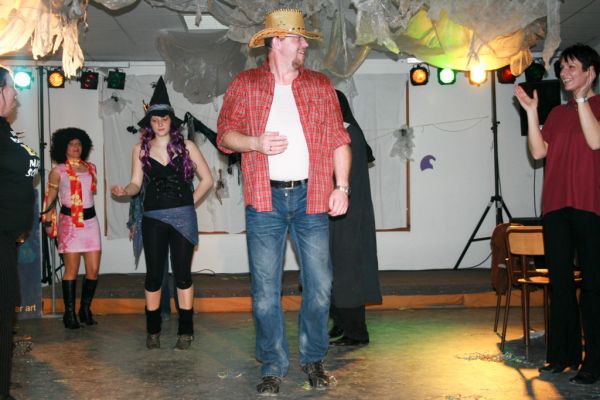 weiberfasching-2012-269D0DF97B8-7232-CF79-A4D8-3B9964E69A31.jpg