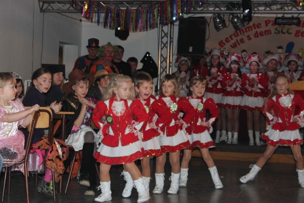 kinderfasching-2013-144D017E17E-A339-9199-F219-35A730346F69.jpg
