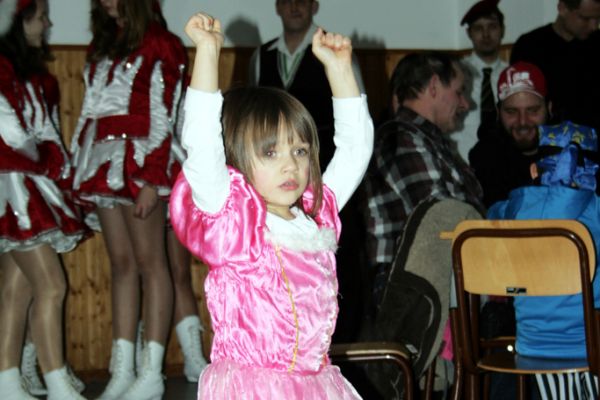 kinderfasching-2014-104791CCA98-3AB9-1DAD-D5AC-9C03992E38FA.jpg