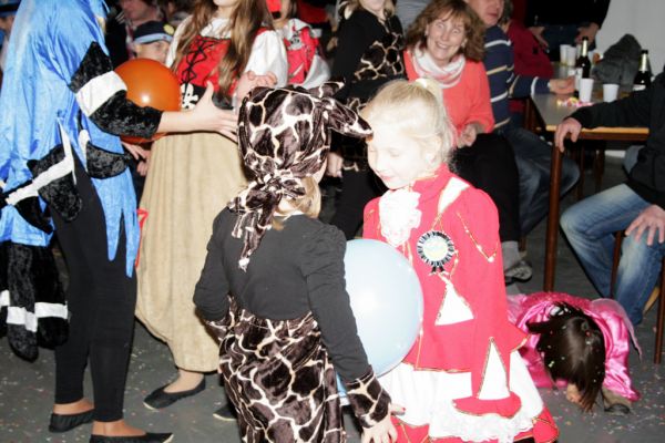 kinderfasching-2014-1519C697866-37B6-6A0B-5943-55FAEDC51FAC.jpg