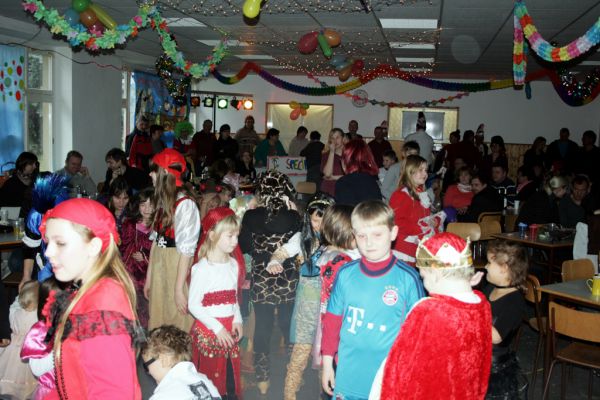 kinderfasching-2014-1671D6D53F7-7FE3-00AB-643B-E4CD10D06C3F.jpg