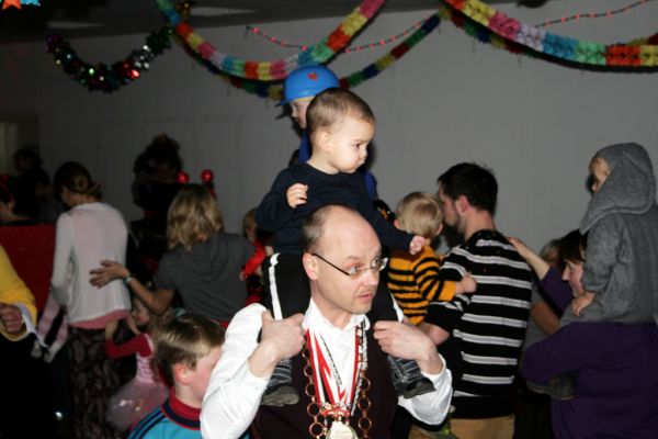 kinderfasching-2014-18885641B11-A92D-E42C-C7AE-9F258F2EE204.jpg